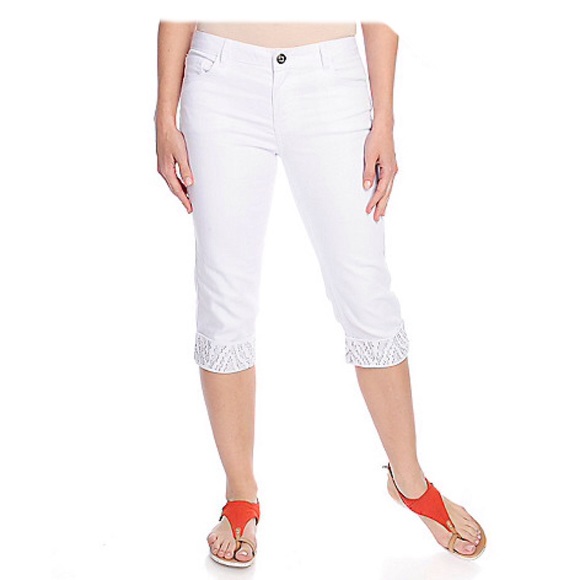 NEW Bling Rhinestone White Jean Capri 1X 2X 3X - Picture 5 of 8
